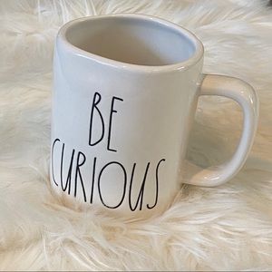 Rae Dunn Dining - Rae Dunn BE CURIOUS mug Rae Dunn Dining - Rae Dunn BE CURIOUS mug